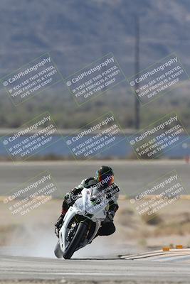 media/Oct-02-2025-Racers Edge (Thu) [[2c91cb6ab3]]/3-B Group/Session 2-Turn 14 (11am)/